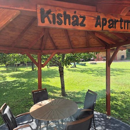Sarreti Apartmanhaz Balatonfured Ngoại thất bức ảnh