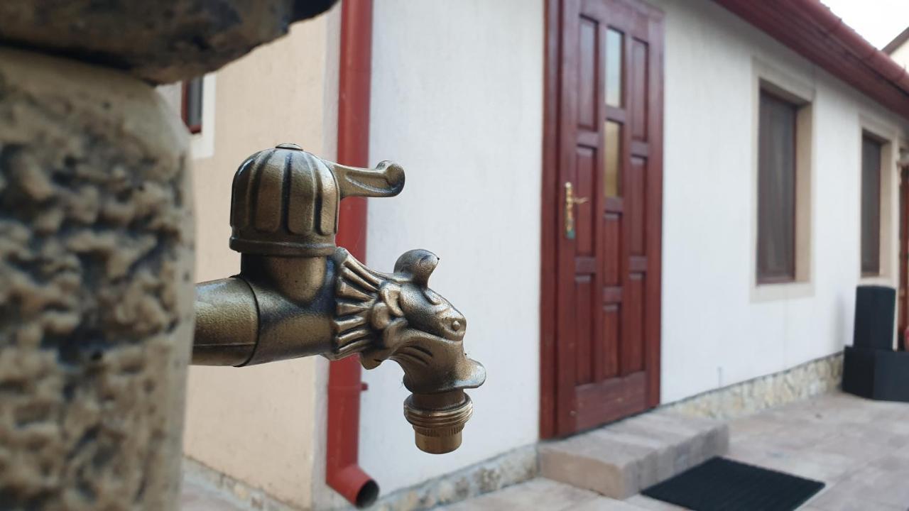 Sarreti Apartmanhaz Balatonfured Ngoại thất bức ảnh