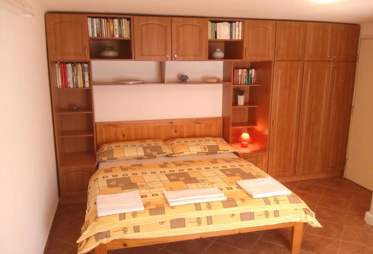 Sarreti Apartmanhaz Balatonfured Ngoại thất bức ảnh
