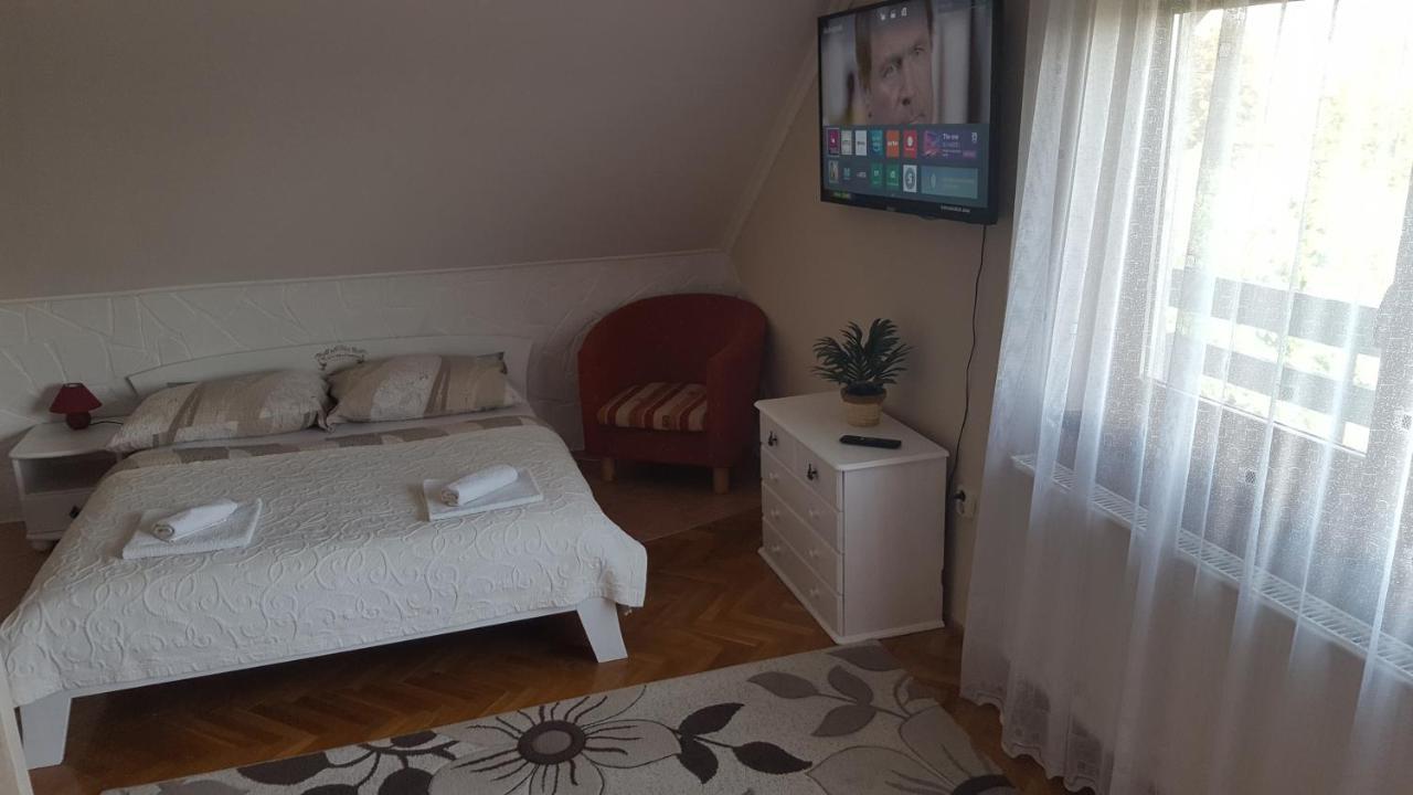 Sarreti Apartmanhaz Balatonfured Ngoại thất bức ảnh