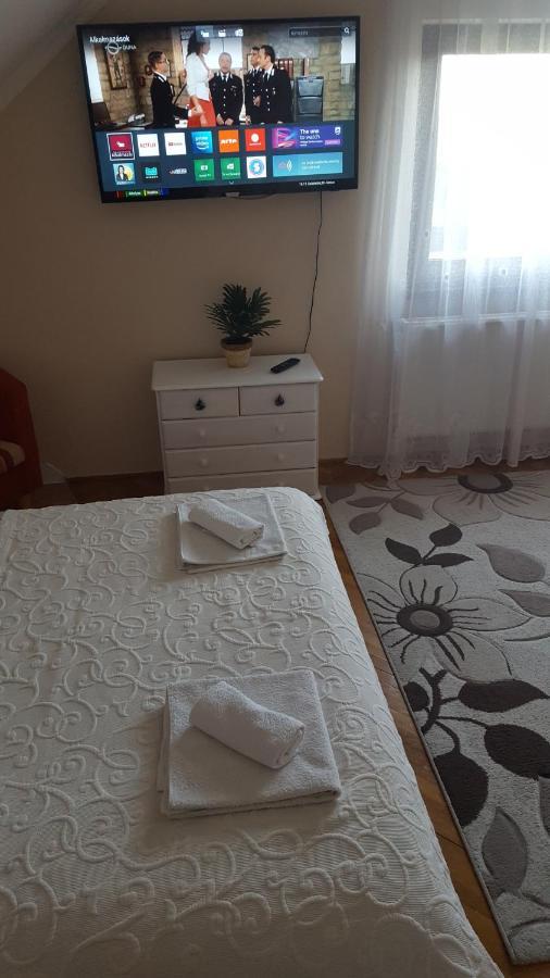 Sarreti Apartmanhaz Balatonfured Ngoại thất bức ảnh