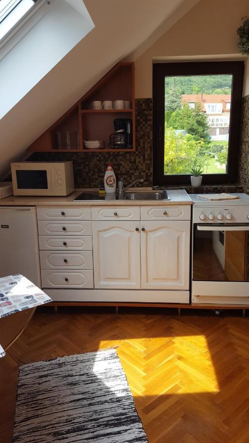 Sarreti Apartmanhaz Balatonfured Ngoại thất bức ảnh