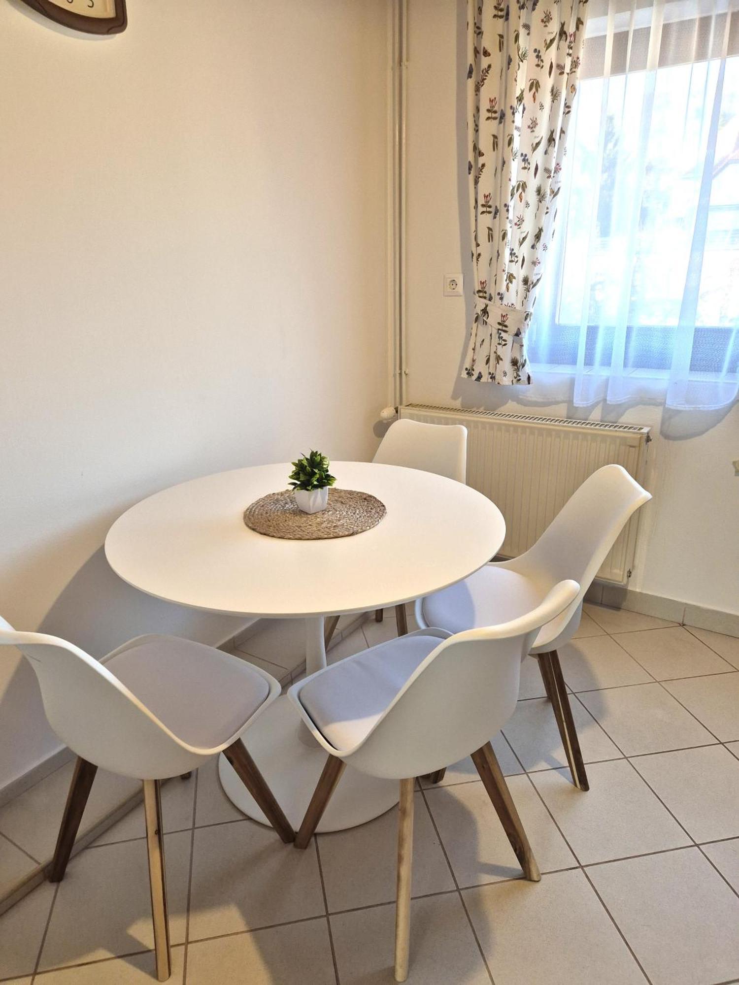 Sarreti Apartmanhaz Balatonfured Ngoại thất bức ảnh